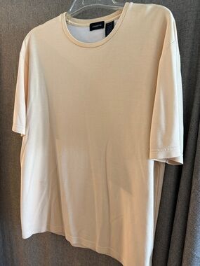 Claiborne Men's Short Sleeve Crew Tee in Pale yellow
